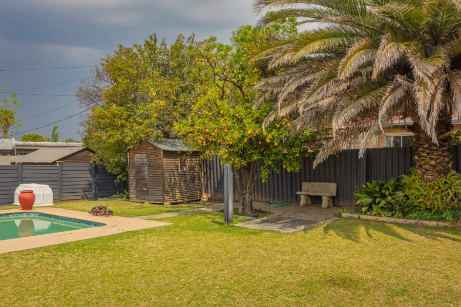 4 Bedroom Property for Sale in Kroonheuwel Free State